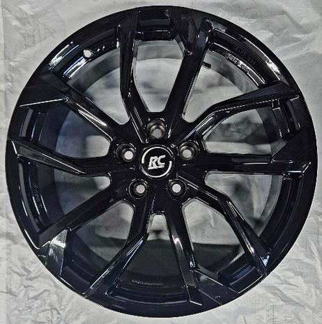 Jante Showroom - RC 34 Schwarz Glänzend